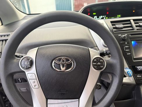 Used 2012 Toyota Prius V Three image 30