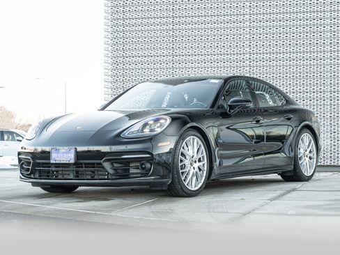 Used 2023 Porsche Panamera 4 image 7