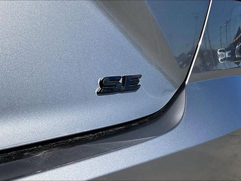 Certified 2025 Toyota Camry SE w/ Convenience Package image 10