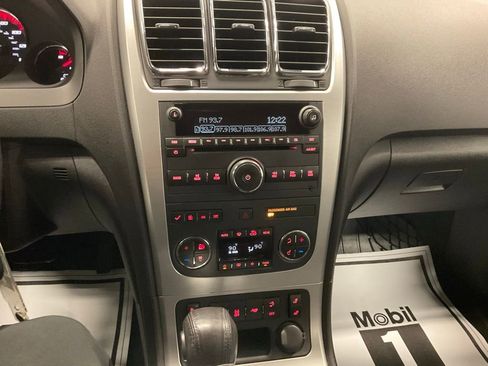 Used 2012 GMC Acadia SLT image 18