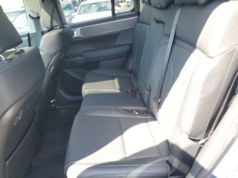Used 2025 Hyundai Santa Fe XRT AWD/4WD image 12