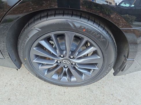 Used 2022 INFINITI Q50 Luxe w/ Cargo Package image 32