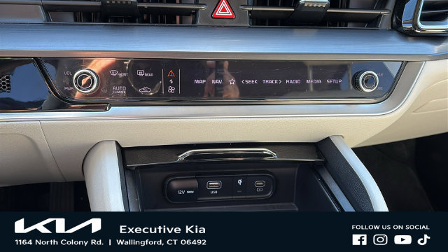 Certified 2023 Kia Sportage EX AWD/4WD image 18