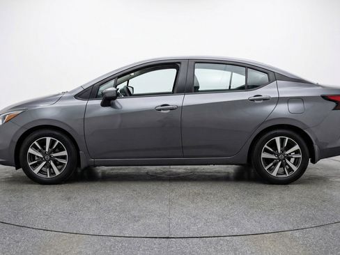 Used 2025 Nissan Versa SV FWD image 5