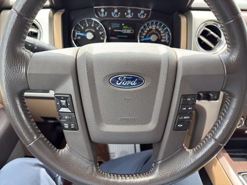 Used 2014 Ford F150 Lariat w/ Lariat Chrome Package AWD/4WD image 17