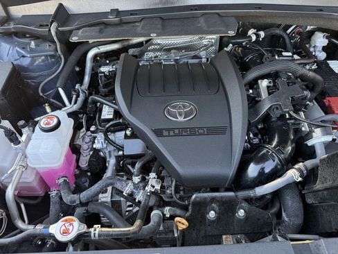 Used 2026 Toyota Grand Highlander FWD image 37