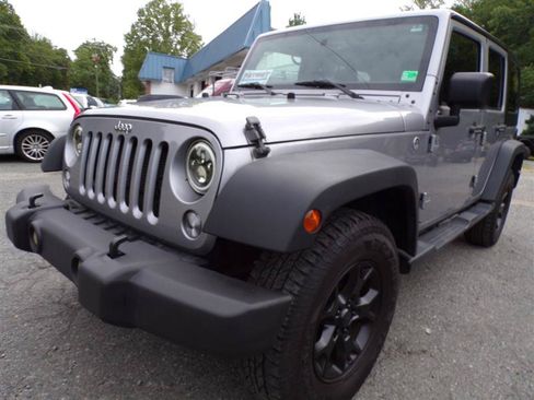 Used 2015 Jeep Wrangler Unlimited Sport w/ Quick Order Package 24S AWD/4WD image 3