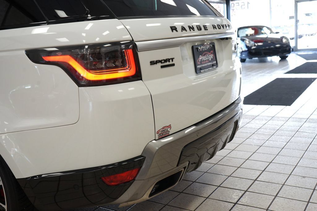 Used 2019 Land Rover Range Rover Sport HSE AWD/4WD image 17
