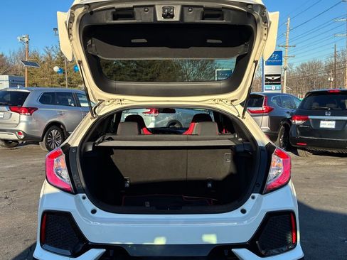 Used 2018 Honda Civic Type R image 11