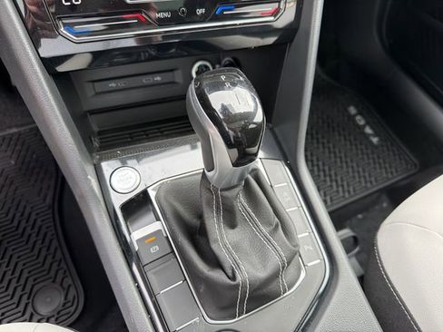 New 2026 Volkswagen Taos SE AWD/4WD image 20