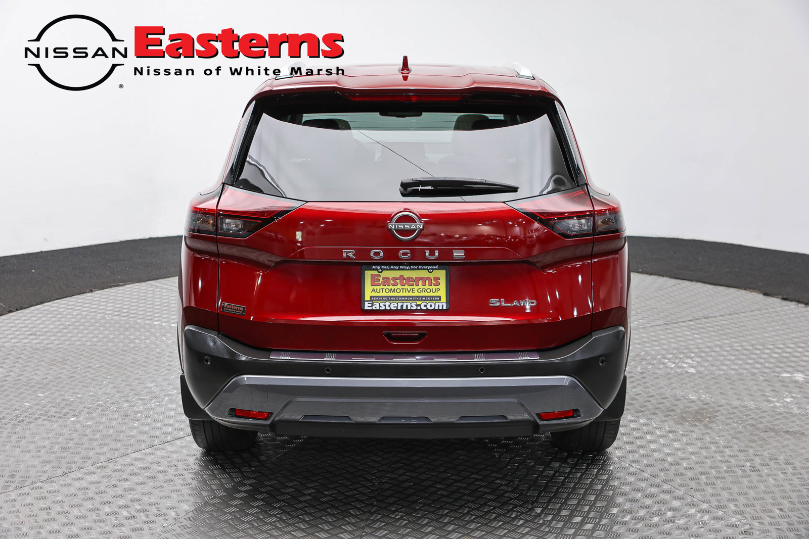 Used 2023 Nissan Rogue SL AWD/4WD image 6
