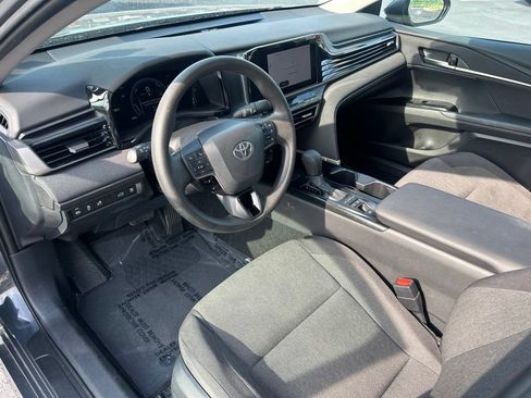 Used 2026 Toyota Camry LE FWD image 17
