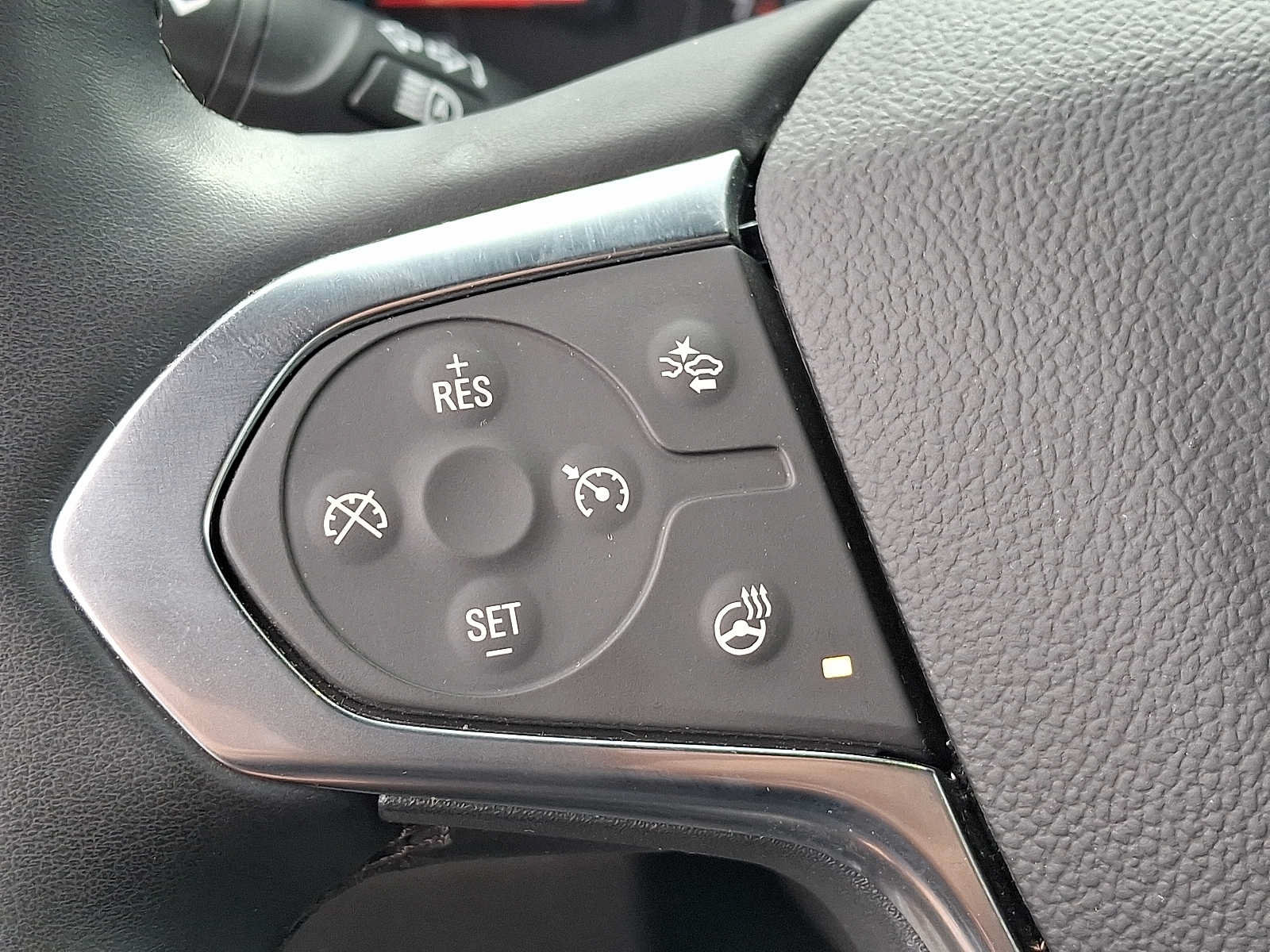 Used 2023 Chevrolet Traverse LT AWD/4WD image 20