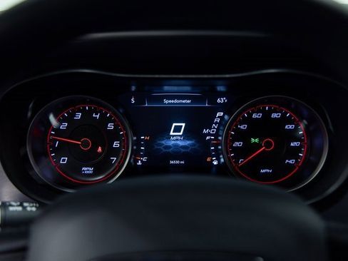 Used 2021 Dodge Charger SXT w/ Driver Convenience Group image 2