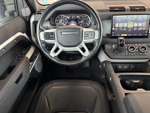 Used 2023 Land Rover Defender 130 X-Dynamic SE AWD/4WD image 13