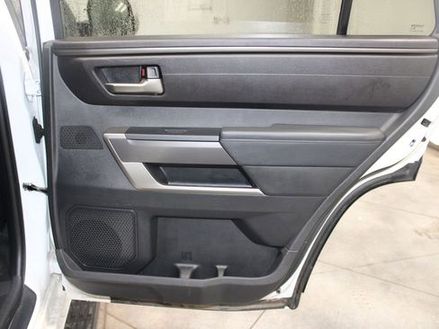 Used 2025 Toyota Sequoia SR5 AWD/4WD image 33