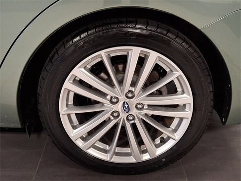 Used 2016 Subaru Impreza 2.0i Premium image 9