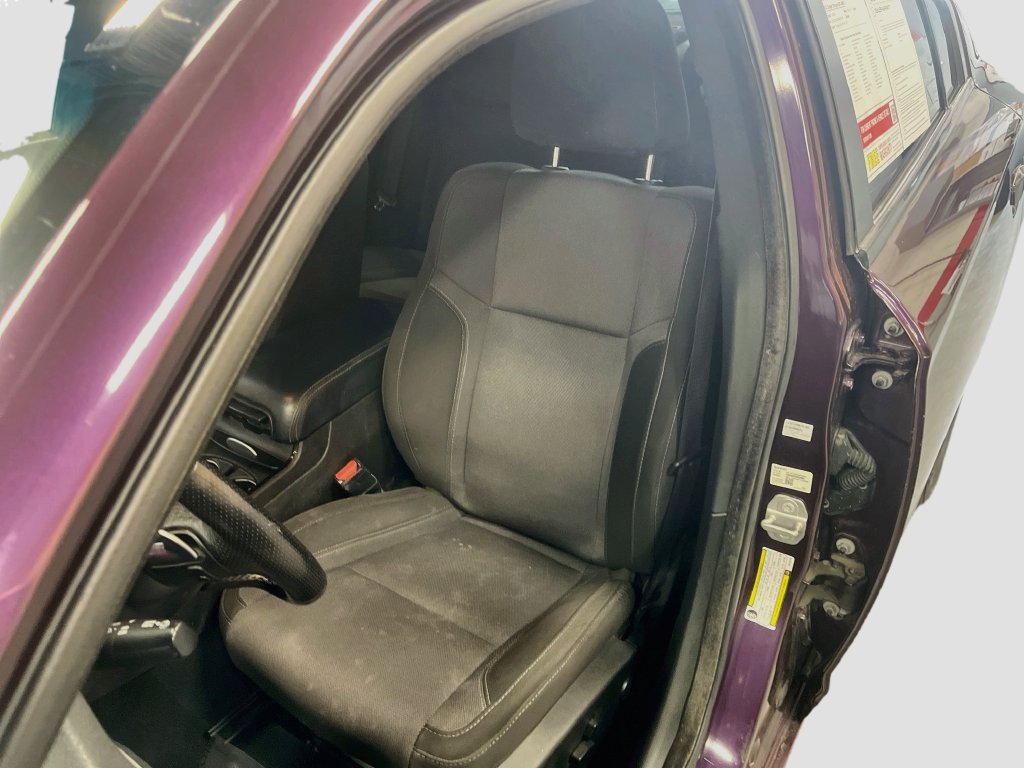 Used 2022 Dodge Charger SXT w/ Blacktop Package AWD/4WD image 19