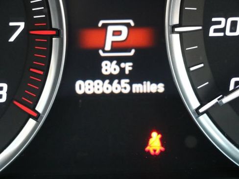 Used 2015 Acura TLX w/ Technology Package FWD image 33