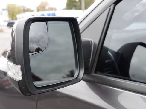 Used 2022 RAM 1500 Big Horn image 13