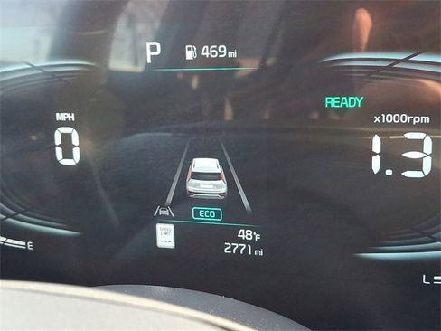 Certified 2025 Kia Niro EX Touring image 20