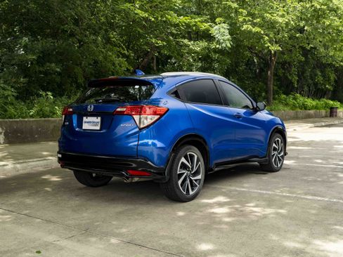 Used 2020 Honda HR-V Sport image 9