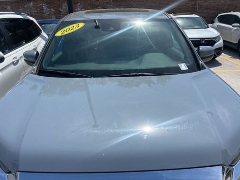 Used 2023 Honda Passport EX-L image 3