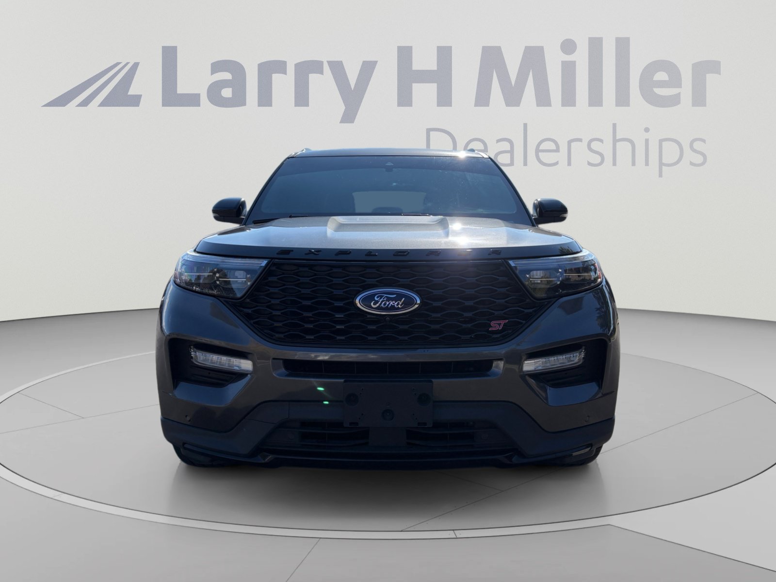 Used 2020 Ford Explorer ST w/ ST High-Performance Pack AWD/4WD image 8