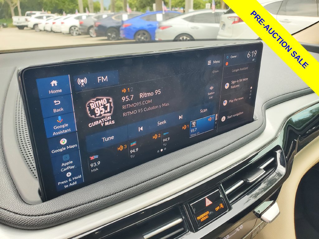 Certified 2025 Acura MDX FWD image 30