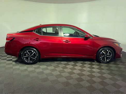 Certified 2024 Nissan Sentra SV FWD image 8