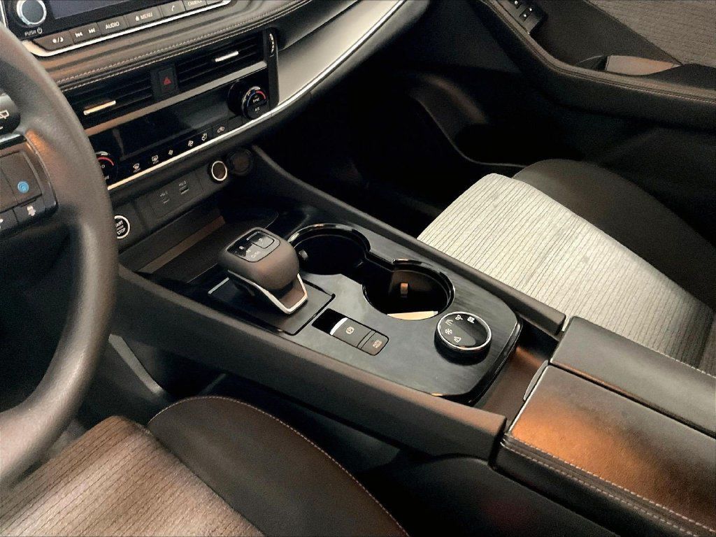 Certified 2023 Nissan Rogue SV AWD/4WD image 20