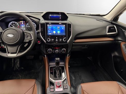 Used 2022 Subaru Forester Touring image 11