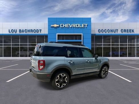 Used 2023 Ford Bronco Sport Outer Banks w/ Tech Package AWD/4WD image 8