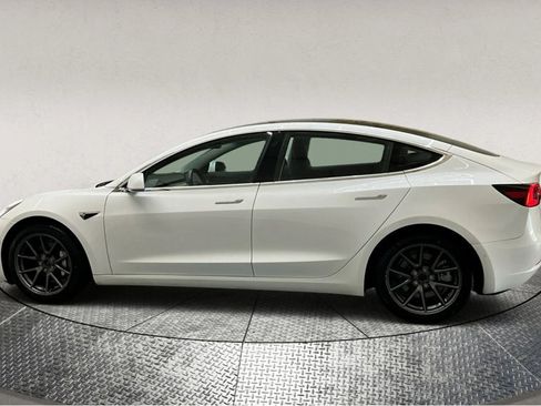 Used 2018 Tesla Model 3 Long Range image 5