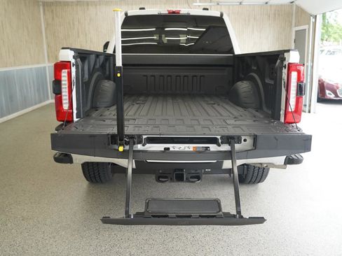 Used 2024 Ford F250 Lariat w/ Lariat Ultimate Package AWD/4WD image 35