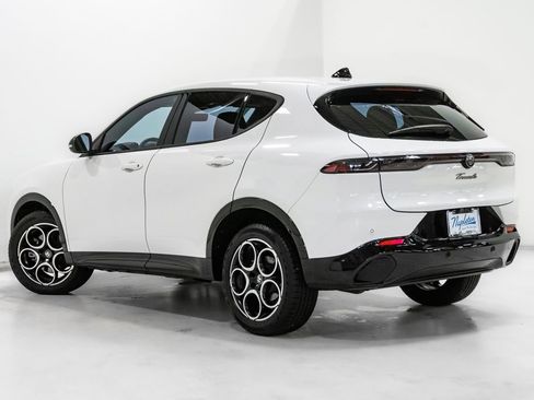 Used 2025 Alfa Romeo Tonale AWD/4WD image 29