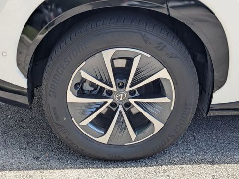 Used 2024 Lexus RZ 450e Premium w/ Technology Package AWD/4WD image 21