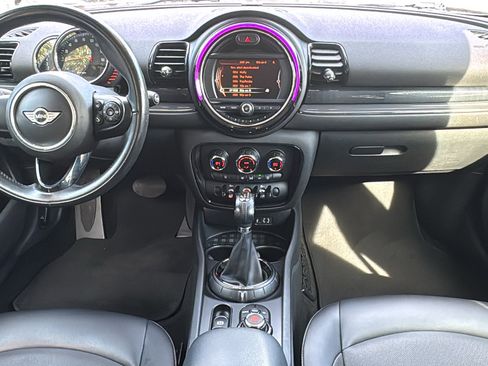 Used 2016 MINI Cooper Clubman image 16