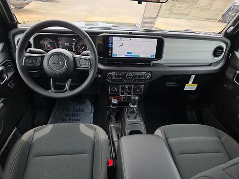 New 2026 Jeep Gladiator Willys image 14