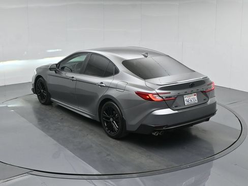 Used 2025 Toyota Camry SE FWD image 38
