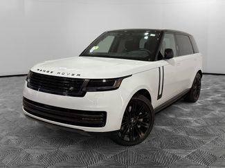 Used 2025 Land Rover Range Rover Long Wheelbase SE AWD/4WD video 1