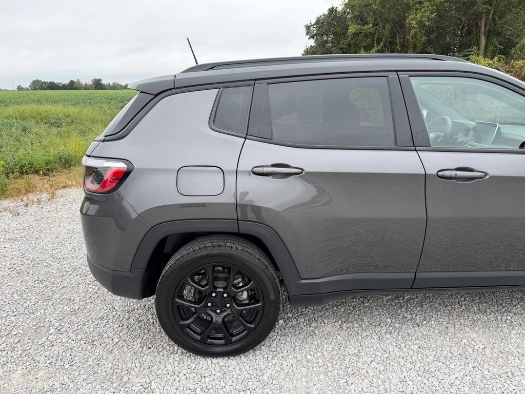 Used 2022 Jeep Compass Latitude AWD/4WD image 20