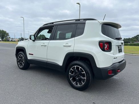 Used 2023 Jeep Renegade Trailhawk image 4