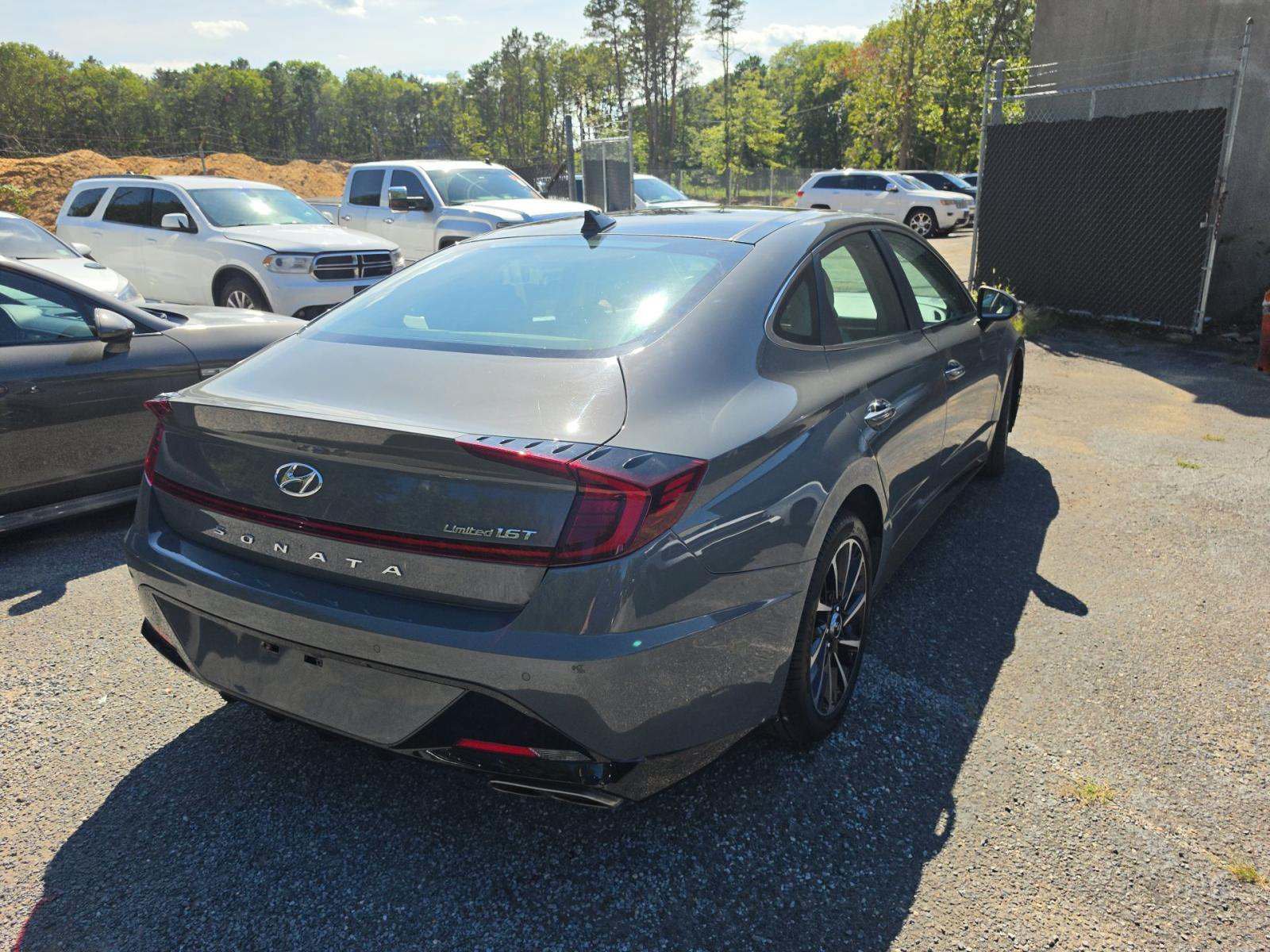Used 2021 Hyundai Sonata Limited FWD image 4