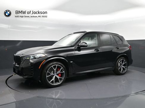 New 2026 BMW X5 xDrive50e w/ M Sport Package AWD/4WD image 3