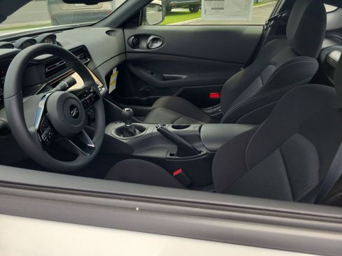 New 2026 Nissan Z Sport w/ Floor Mat Package RWD image 3