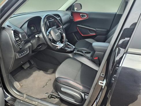 Used 2023 Kia Soul GT-Line FWD image 13