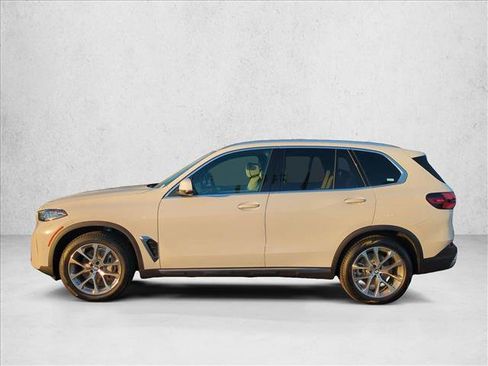 New 2026 BMW X5 xDrive40i w/ Premium Package AWD/4WD image 5