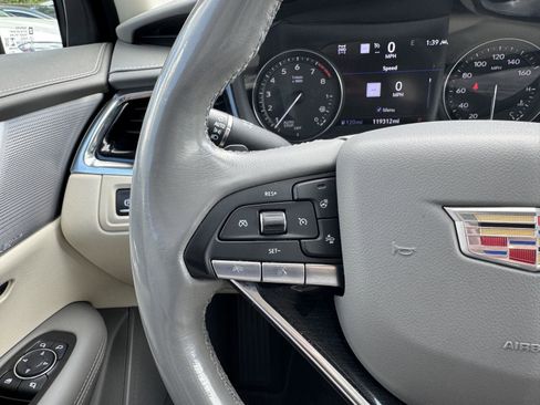 Used 2020 Cadillac XT6 Premium Luxury image 10