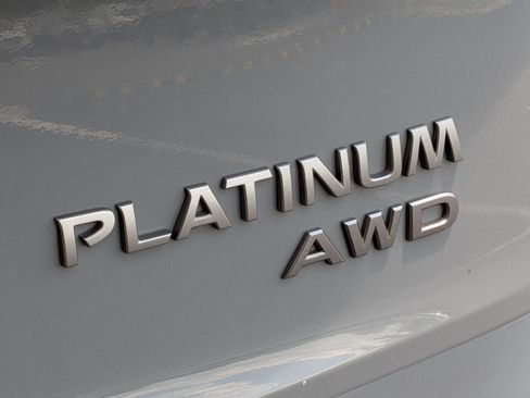Used 2024 Nissan Rogue Platinum AWD/4WD image 22